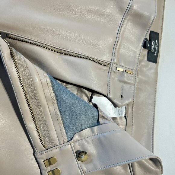 🤎 Banana Republic Tan Faux Leather Pants – Size 14 Quiet Luxury straight-leg - Picture 3 of 10